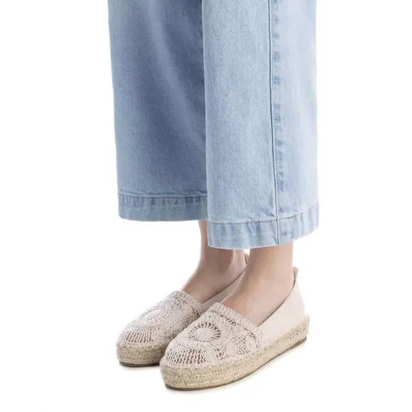 NEW XTI women's flats sneakers in ice