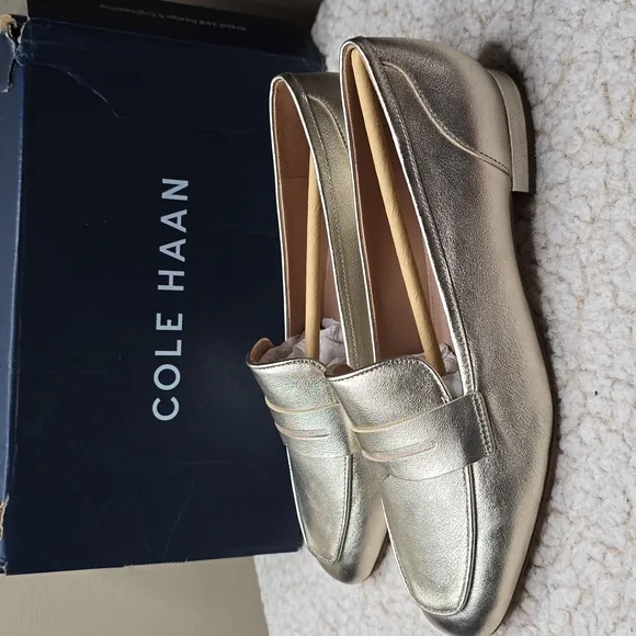 NIB Cole Haan Women's Tarese Soft Loafers Soft Gold Sz 7.5