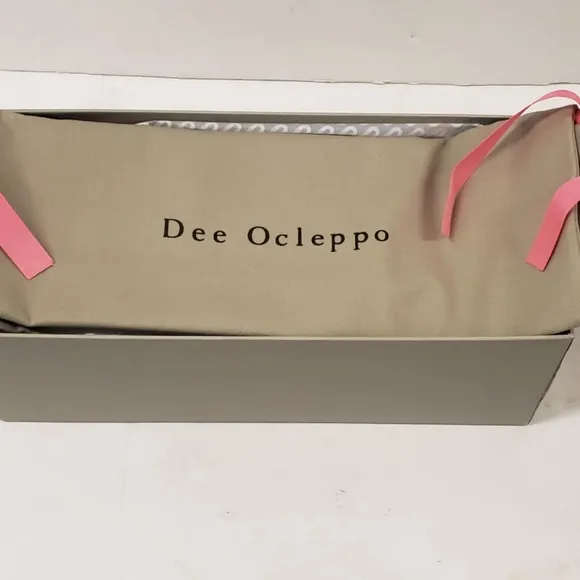 NIB DEEE OCLEPPO BALLERINA POINT TOE EMBELLISHED FLATS SZ 8