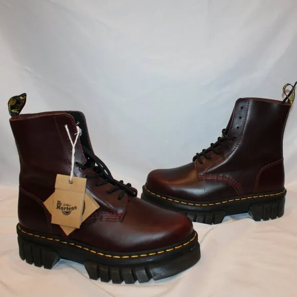 NIB DR. MARTENS‎ WOMEN'S AUDRICK 8 EYE PLATFORM LACE UP COMBAT BOOTS