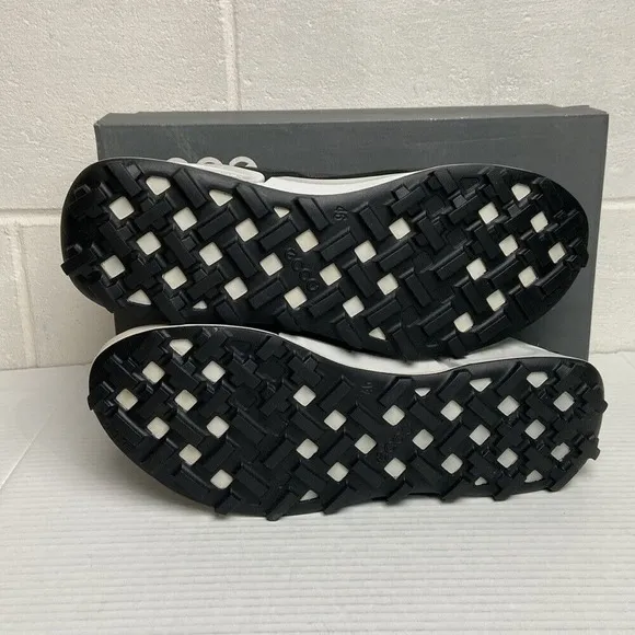 NIB ECCO Biom 2.1 X Mountain Men's Nubuck Waterproof Outdoor Sneaker EU46 Black‎