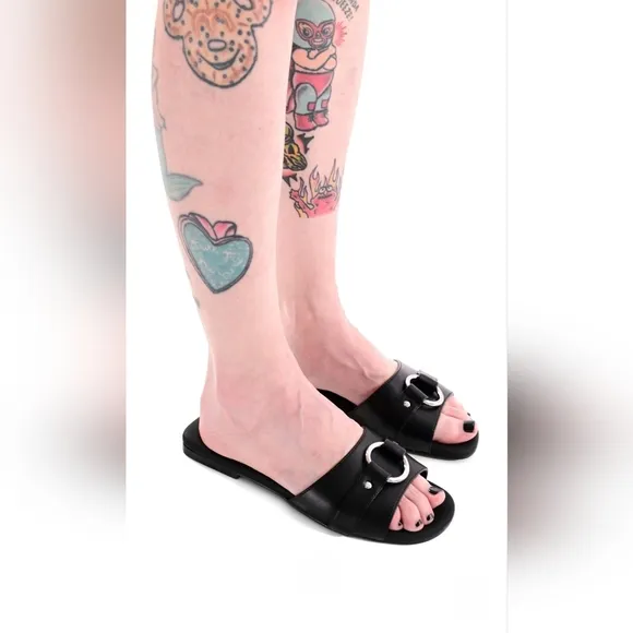 NIB Foxblood Sasha Slides Flats Sandala