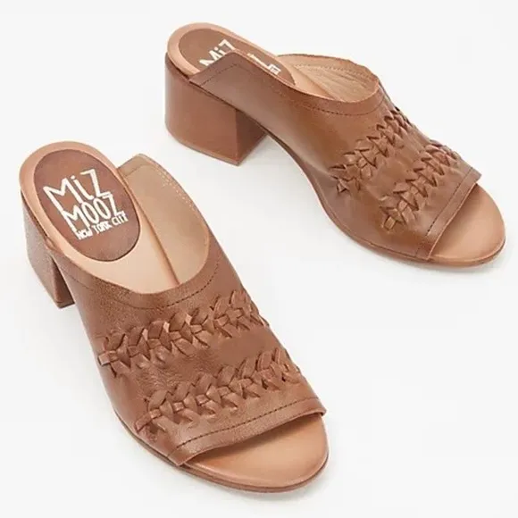 NIB Miz Mooz Briar 38 7.5-8 Whipstitch Leather Heeled Slide Sandal Brandy Brown