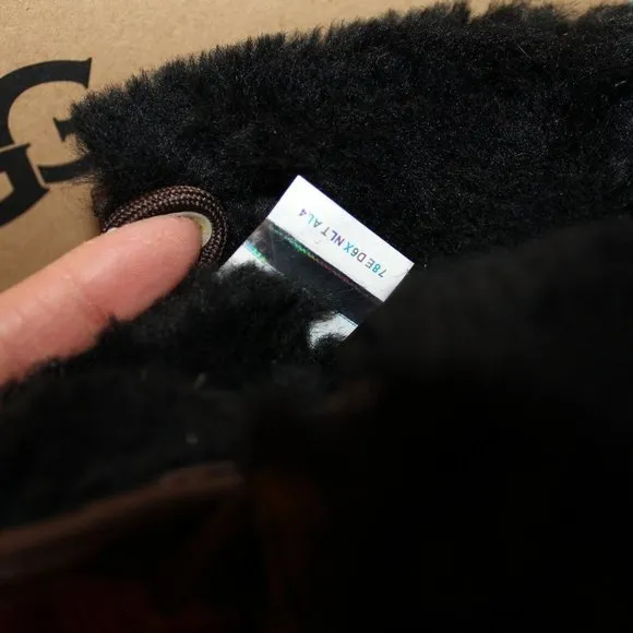 NIB UGG BROWN‎ ADIRONDACK III LEATHER SHEARLING LINED WINTER SNOW BOOTS
