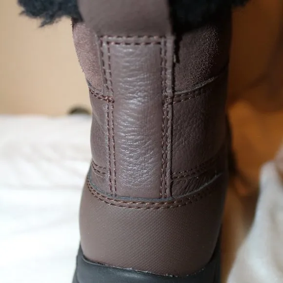 NIB UGG BROWN‎ ADIRONDACK III LEATHER SHEARLING LINED WINTER SNOW BOOTS
