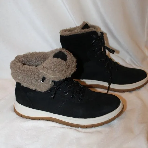 NIB UGG LAKESIDER‎ SUEDE SHEARLING LINED ANKLE WINTER BOOTS BLACK