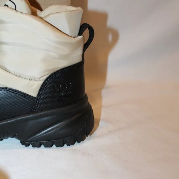 NIB UGG WOMEN'S YOSE WATERPROOF PUFFER‎ LACE UP ANKLE SNOW BOOTS TAN BLACK