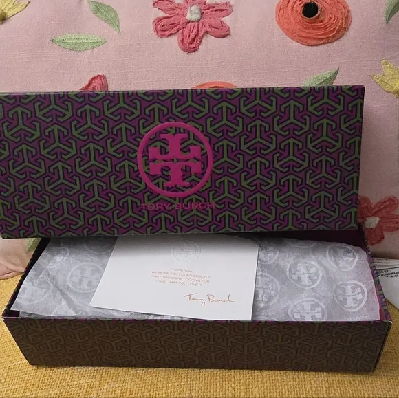 NIB:Tory Burch Flower Jelly Thong Sandals