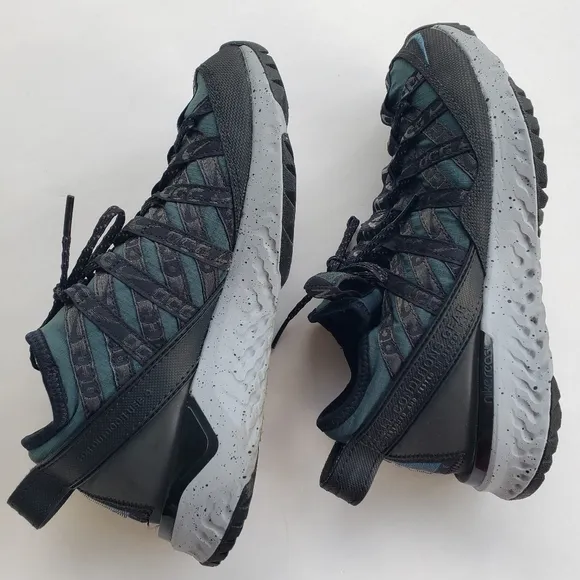 Nike ACG Terra Gobe Sneakers Outdoor Deep Jungle Green BV6344-300 Size 6 Unisex