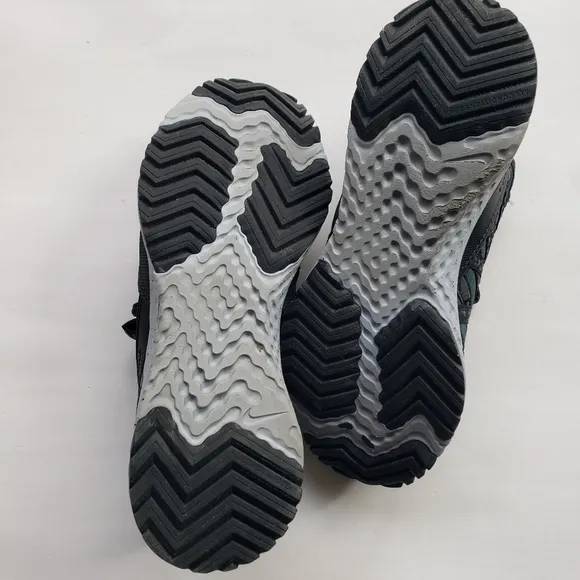 Nike ACG Terra Gobe Sneakers Outdoor Deep Jungle Green BV6344-300 Size 6 Unisex