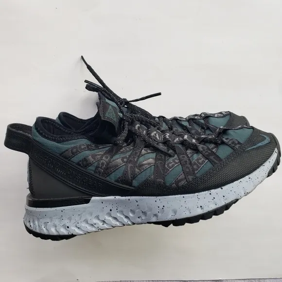 Nike ACG Terra Gobe Sneakers Outdoor Deep Jungle Green BV6344-300 Size 6 Unisex