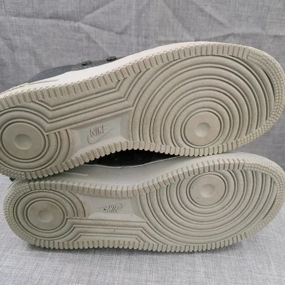 Nike Air Force 1 SF Mid Shoes Women's 9 Outdoor Green Army AA3966-300 Sneakers