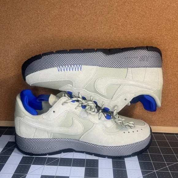 Nike Air Force 1'WILD'NWOT