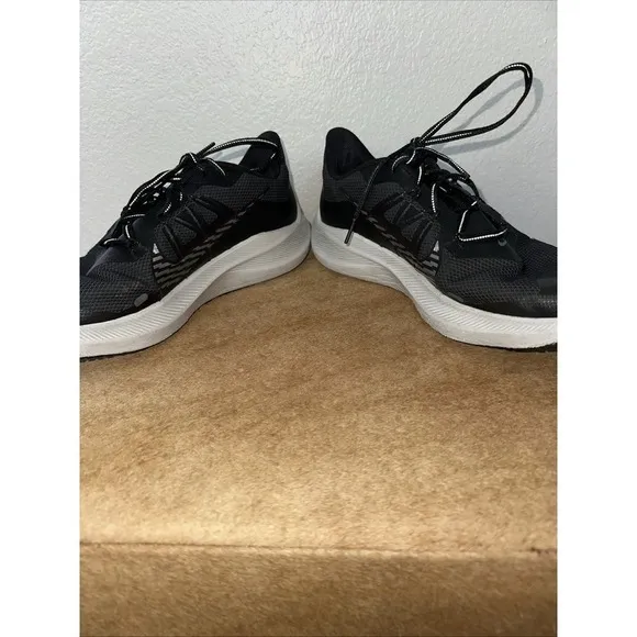 Nike Air Zoom Shield Men's US Size 12 Water Repellent Running Shoes Wet Traction