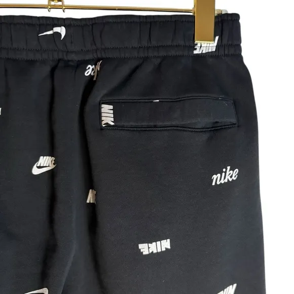 Nike Club Fleece Men's Brushed-Back Allover Print Joggers in Sz L