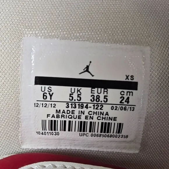 Nike Jordan Hydro 2 Retro Slides Shoes White Red - 6Y Boys / Womens 7.5 (313194)