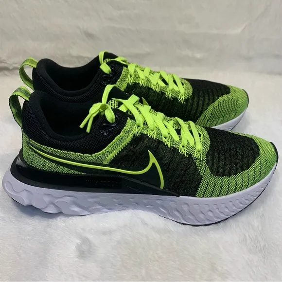 Nike React Infinity Run Flyknit 2&quot;Volt Black' Men's Sneakers Size 8 NWOT