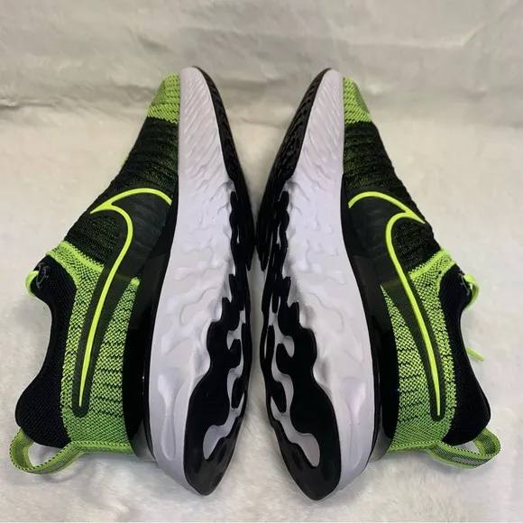 Nike React Infinity Run Flyknit 2&quot;Volt Black' Men's Sneakers Size 8 NWOT