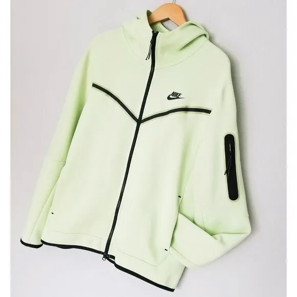 Nike Sportswear Men's L Tech Fleece Full-Zip Hoodie in Light Liquid Lime Black