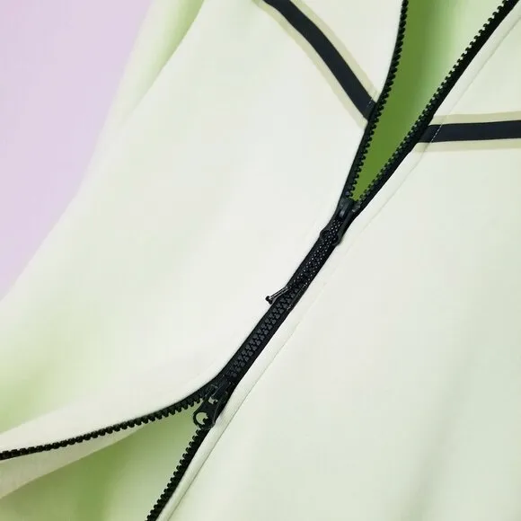 Nike Sportswear Men's L Tech Fleece Full-Zip Hoodie in Light Liquid Lime Black