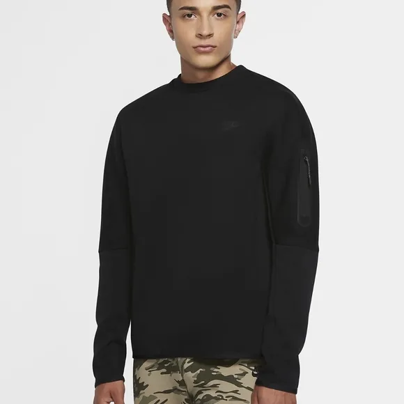 Nike Sportswear Tech Fleece Crew Sweatshirt 'Black- Large