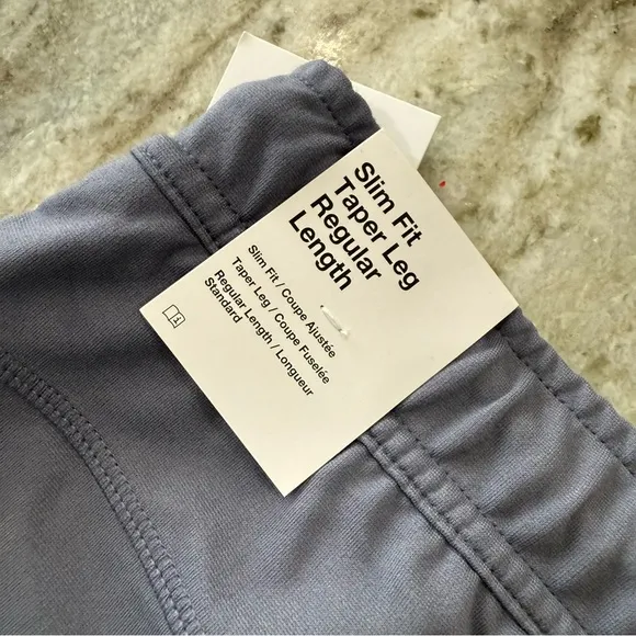 Nike Sportswear Tech Fleece Joggers Pants Carbon FD4503-003 $105 Men’s Sz Large