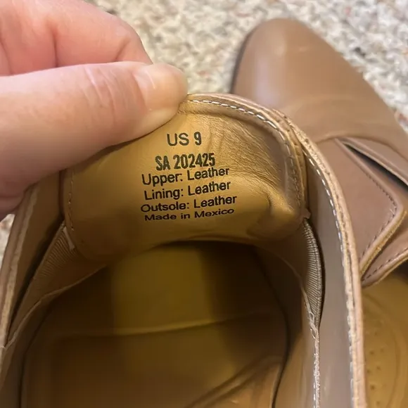NISOLO Emma Slip-On Leather Loafers Size 9