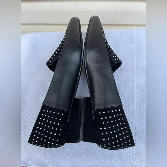 Nordstrom Donald Pliner black pointy nose, studded front/back high end shoes,6.5