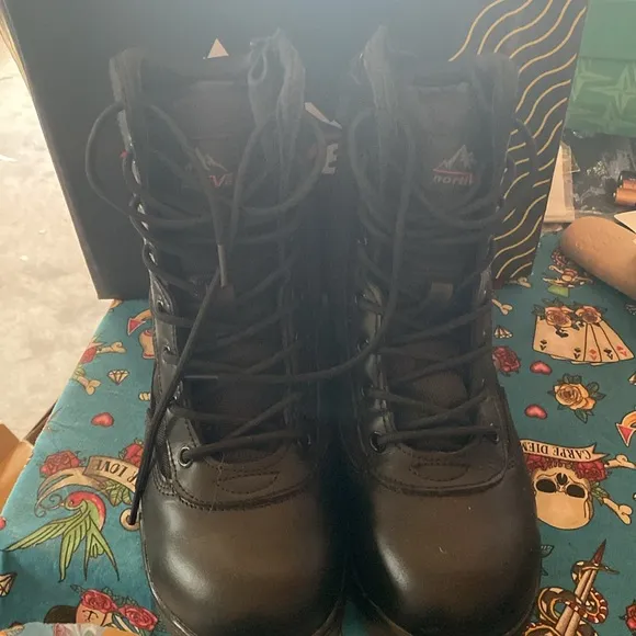 NORTIV 8 Steel Toe for Men Safety Industrial &amp; Construction Military Work Boots