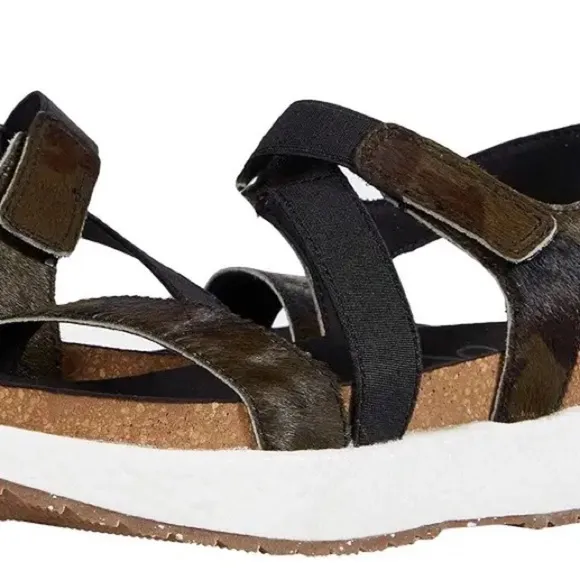 NWB OTBT Sierra Wedge Comfort Sandals in color Mud-sz 6.5