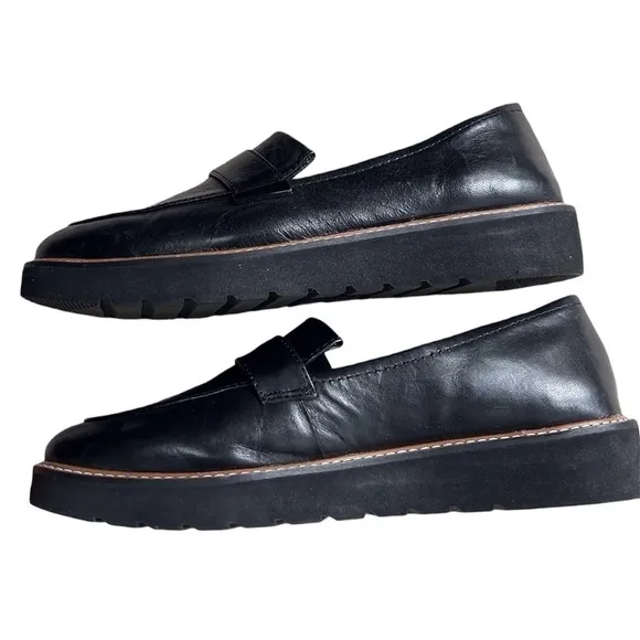 NWOB Black Leather Loafers, Size 9 Wide