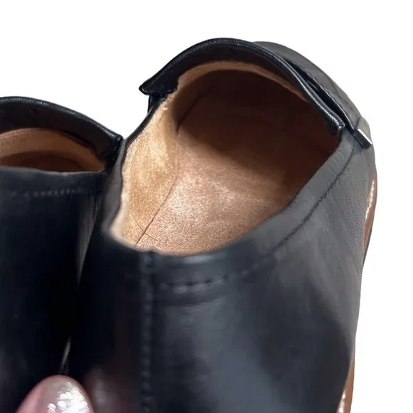 NWOB Black Leather Loafers, Size 9 Wide