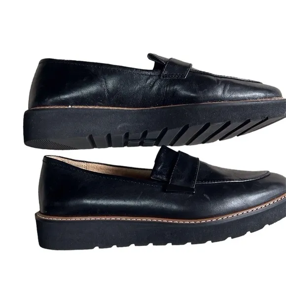 NWOB Black Leather Loafers, Size 9 Wide