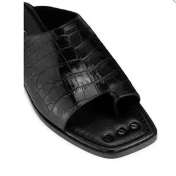 NWOB Frame Le Hewitt Croc-Embossed Leather Slides 39