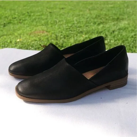 NWOB Clarks Pure Belle Black Leather Loafers