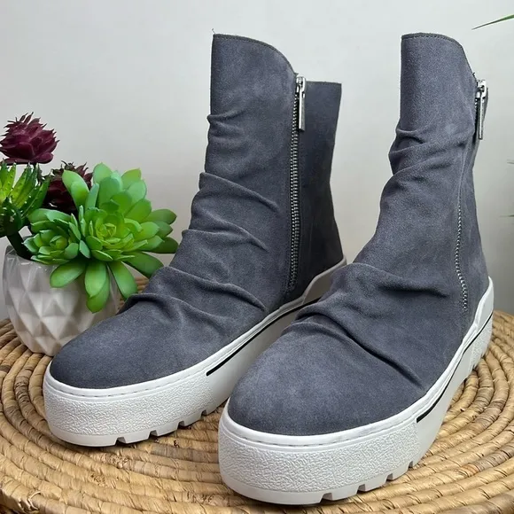 NWOT J/Slides Nila Suede Gray High Top Bootie Sneaker Shoe Platform 8.5