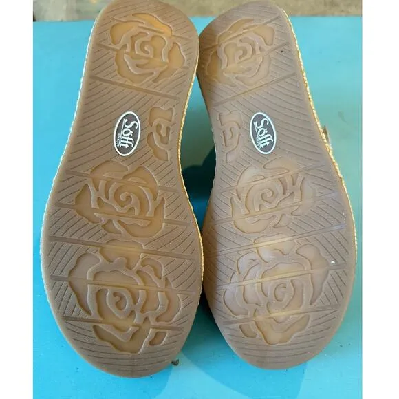NWOT - SOFFT FAEDRA shoes/sandals; Size 8; supportive, soft footbed; velcro