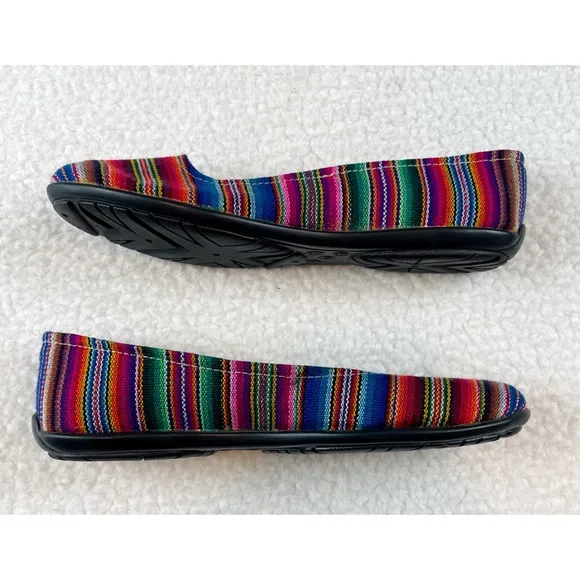 (NWOT) STEFANY • Peruvian Rainbow Striped Fabric Rounded Toe Ballet Flats