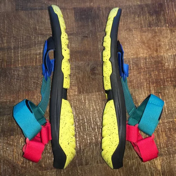 NWOT Teva Hurricane XLT2 Sandal 90s Colorblock Multi Mens Size 11 1019234