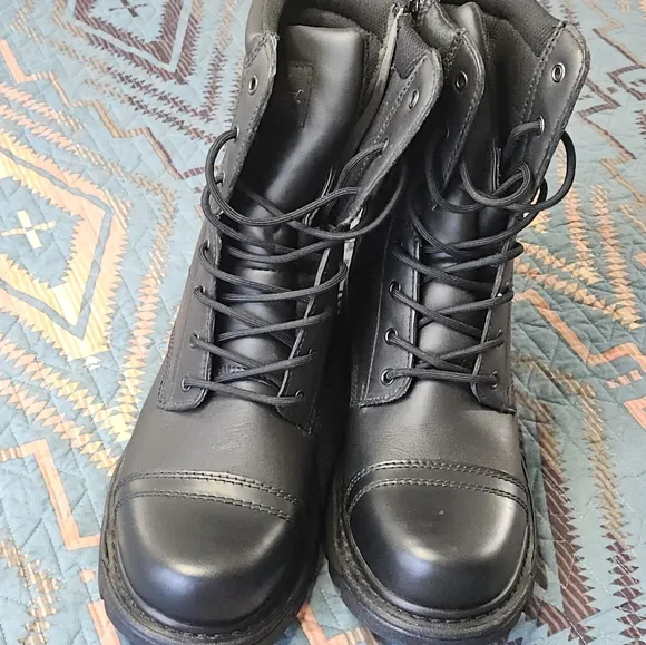 NWOT THOROGOOD Boots