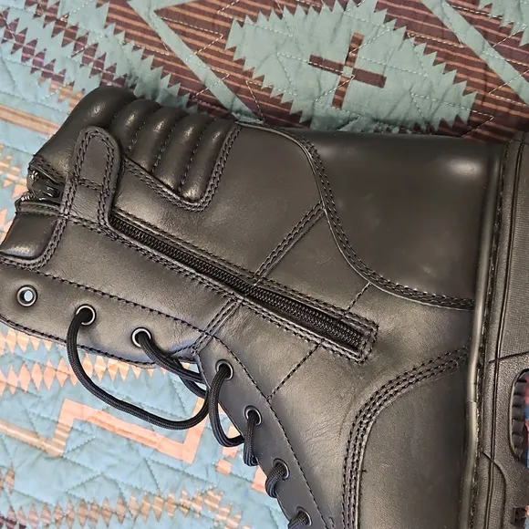 NWOT THOROGOOD Boots