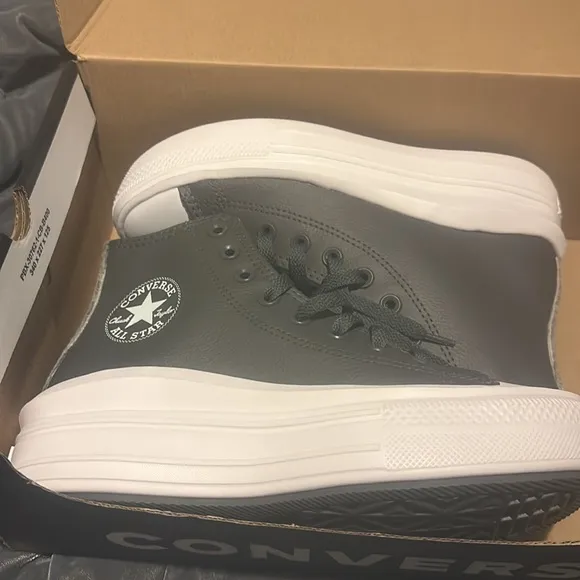 NWT Converse Chuck Taylor All Star Move Cozy Utility Women's Platform Sneakers