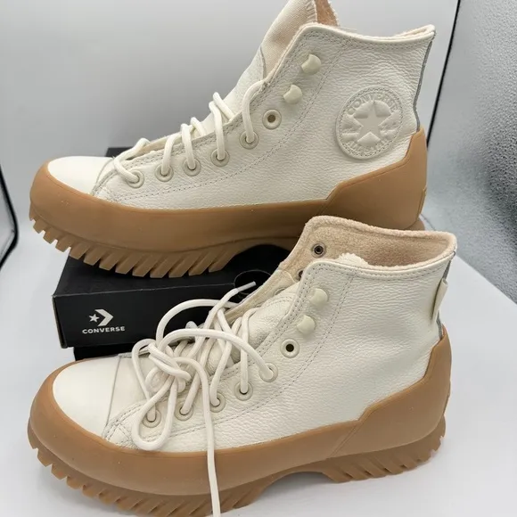 NWT Converse CTAS Lugged Winter 2.0 Hi Egret / Light Twine Waterproof UNISEX