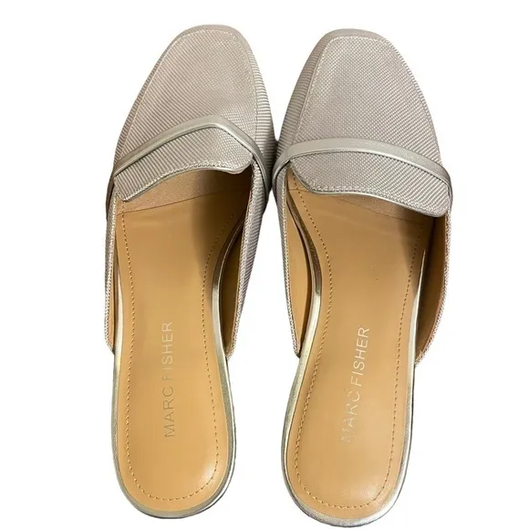 NWT Marc Fisher Namila Silver Tailored Mules Flats Size 7
