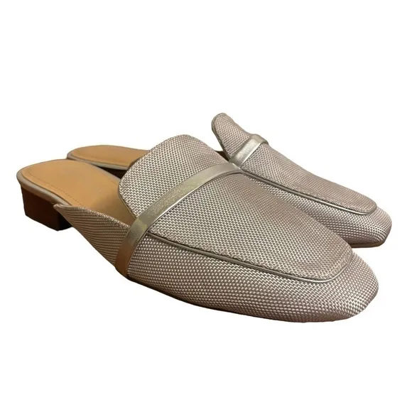 NWT Marc Fisher Namila Silver Tailored Mules Flats Size 7