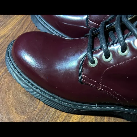 NWT Massimo Dutti  5029 kids lace up boots