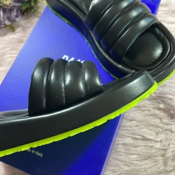 NWT P448 Women's Fergie Platform Slide Sandals in Black