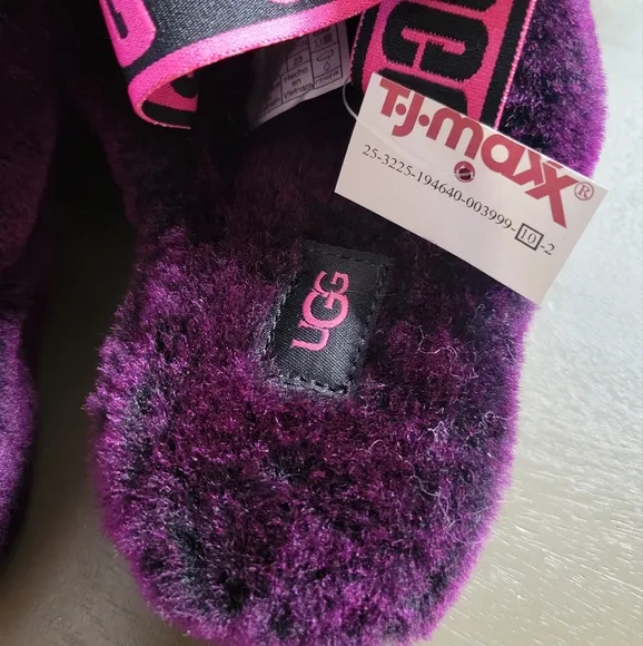 NWT UGG Fluff Yeah Plush Purple Slide Sandals Purple Lambswool Wool Shearling 6