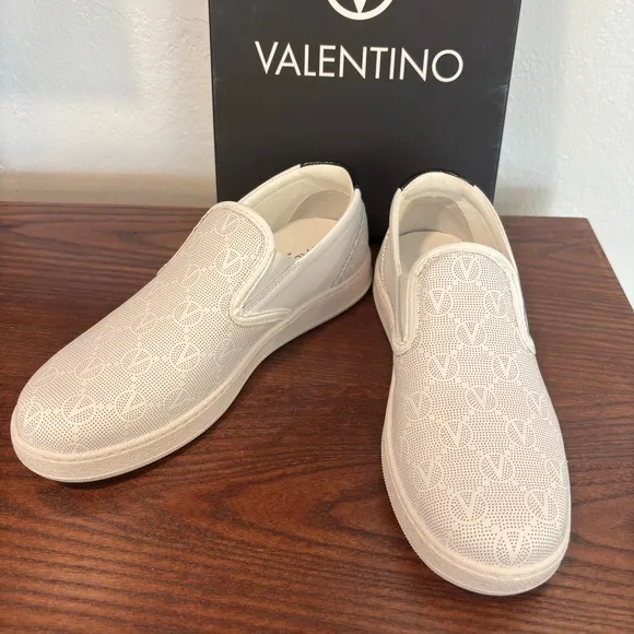 NWT VALENTINO BY MARIO VALENTINOAdriel Monogram Leather Slip On Sneakers