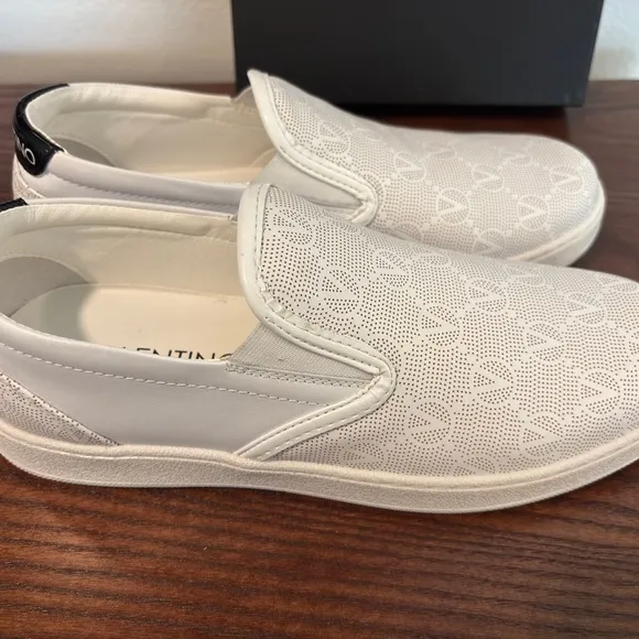 NWT VALENTINO BY MARIO VALENTINOAdriel Monogram Leather Slip On Sneakers